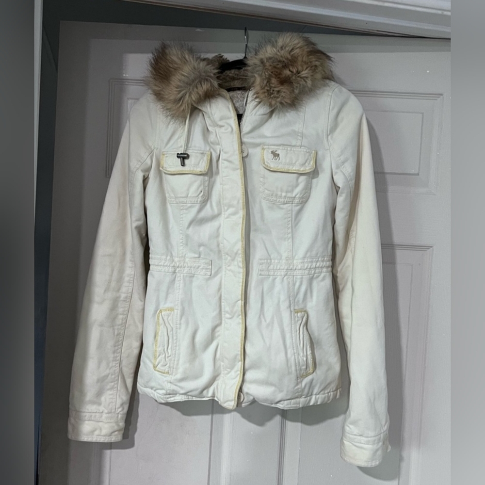 Abercrombie & Fitch Faux Fur Jacket - Small